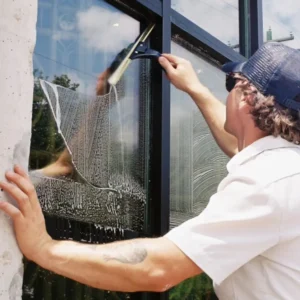 Cleaning Exterior Windows