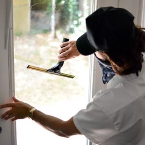 Cleaning Interior Windows